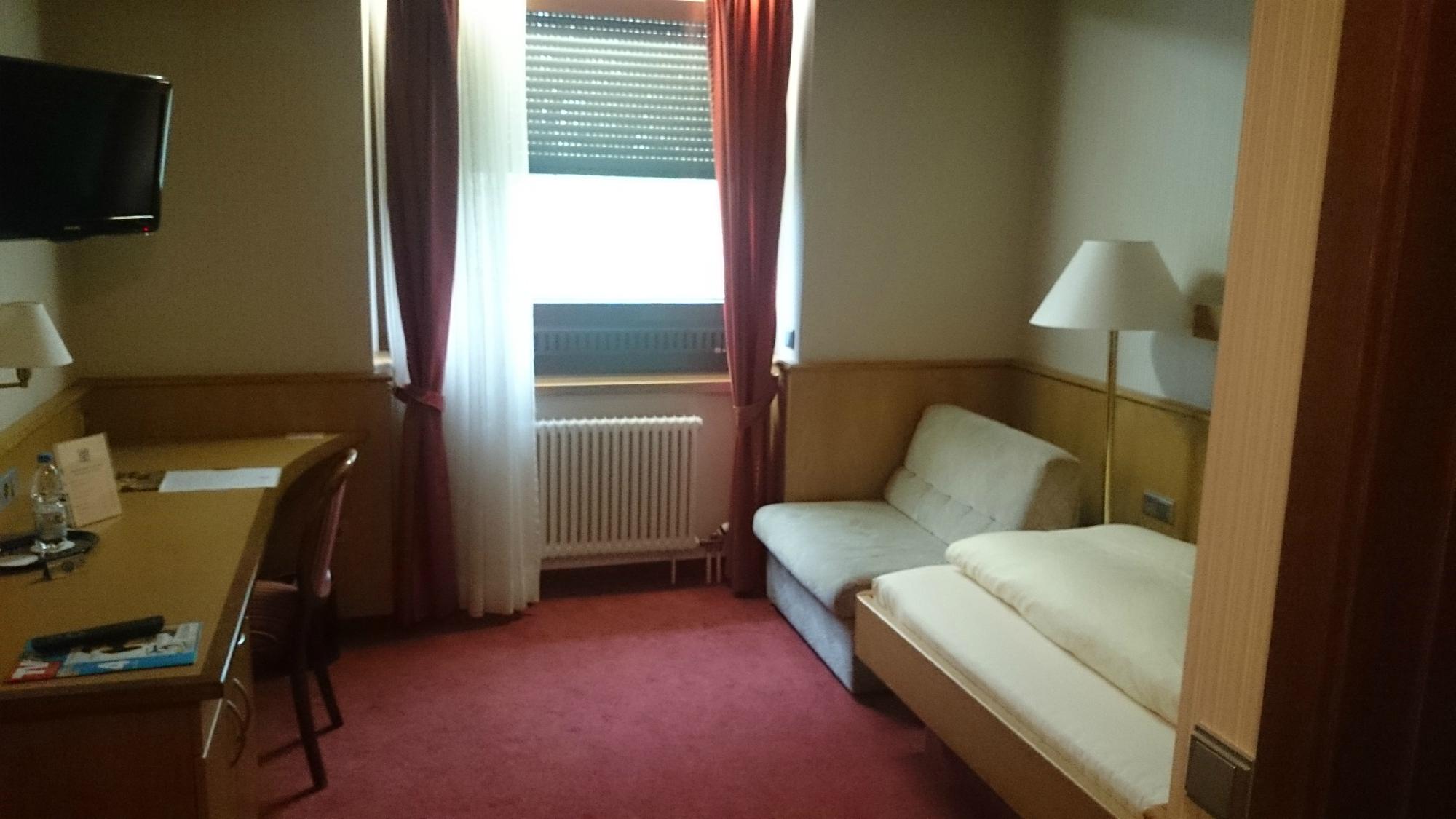 Hotel Drei Morgen-客卧