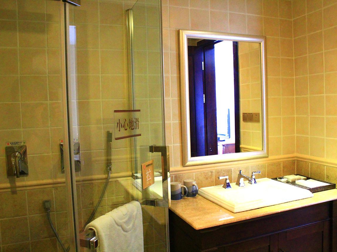 杭州·淳安·花园饭店（千岛湖镇银泰广场店）主图