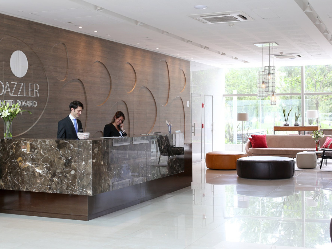 Dazzler by Wyndham Rosario主图