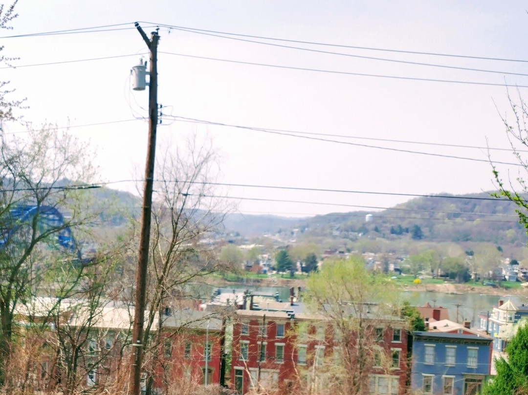 Mount Wood Cemetery & Overlook-Wheeling必去景点