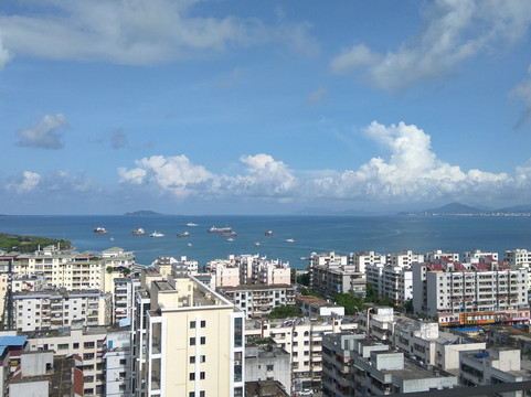 华宝石大酒店主图