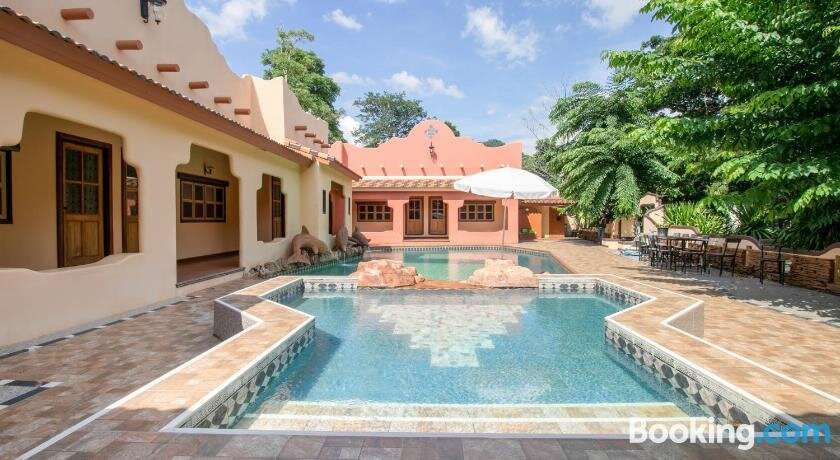 Capital O 1110 Khaoyai Cowboy City Resort