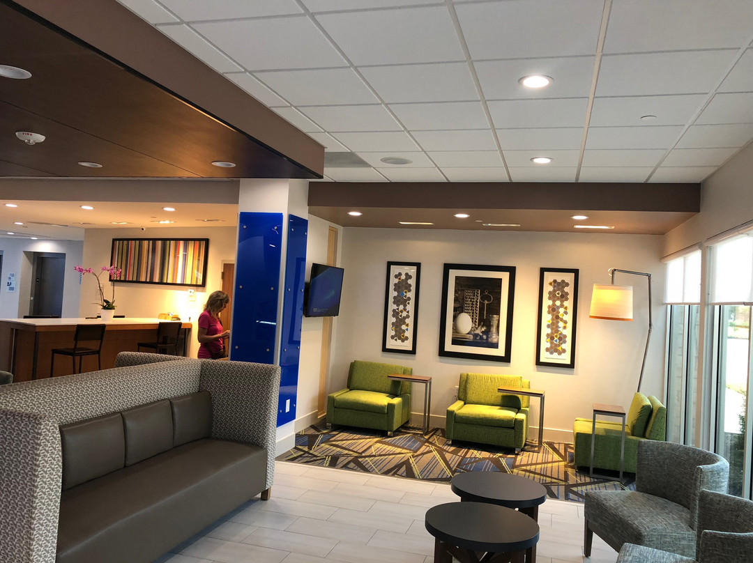 Holiday Inn Express & Suites Sugar Land SE - Missouri City by IHG主图