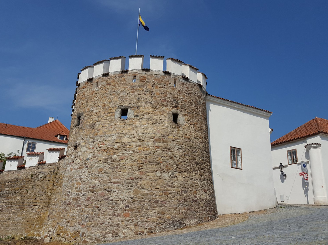 Oslov旅游景点-Městské opevnění