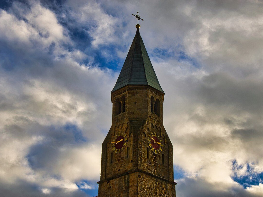 Pfarrkirche Mariä Namen-Roding必去景点
