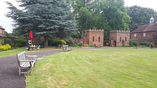 Hartlebury Castle景点图片