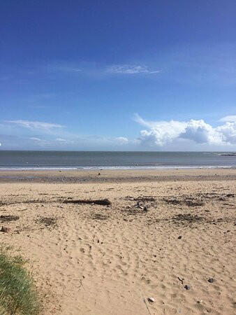 Port Eynon Beach景点图片