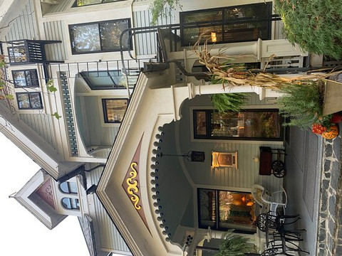 1899 Wright Inn and Carriage House主图