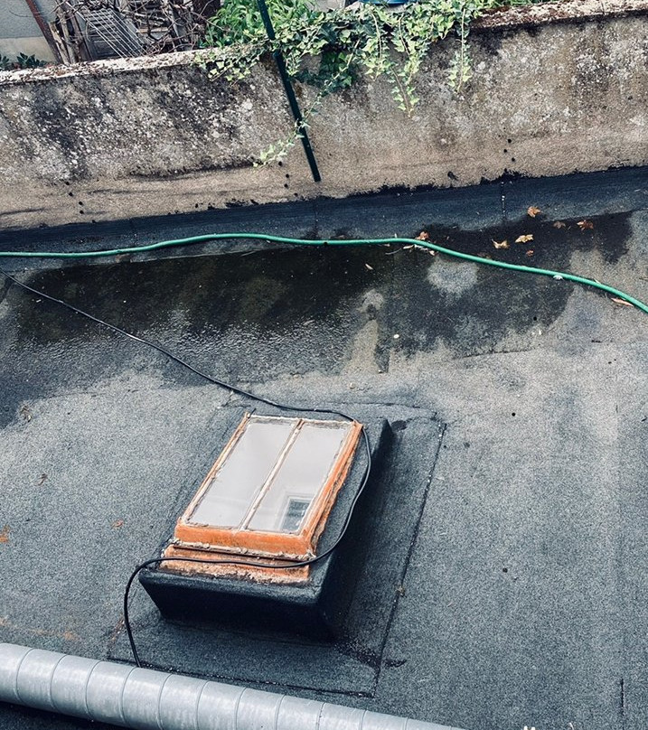 利斯亭酒店主图