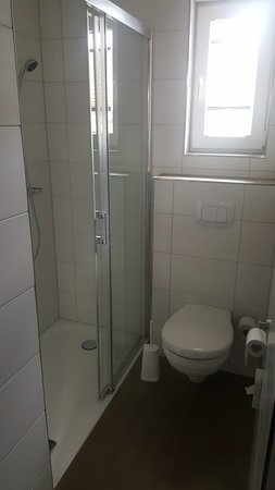 Landgasthof-Hotel Zur scharfen Ecke-浴室