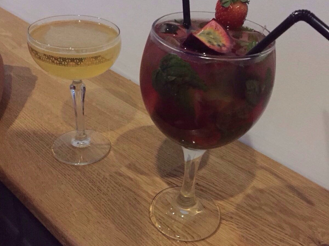 Lang's Bar & Cocktail Lounge景点图片
