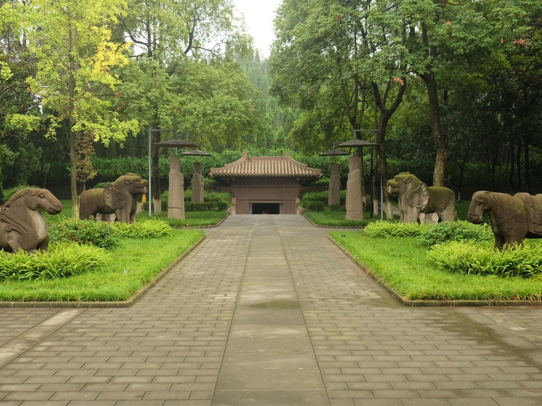王建墓-成都必去景点