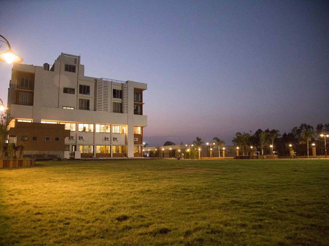 Swaranjali Hotels and Lawns