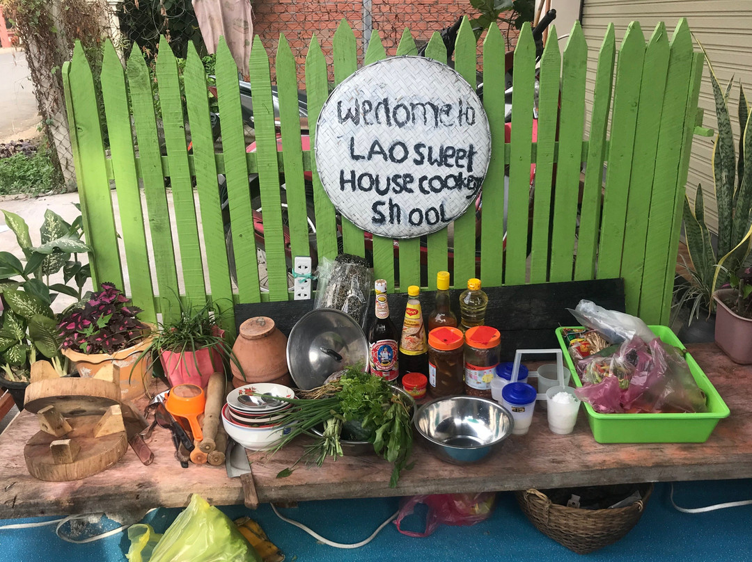 Spicy Lao kitchen-万象必去景点