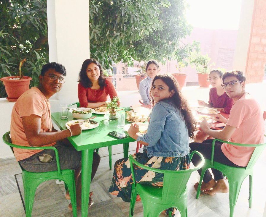 Hotelier Hosts - A Home Stay-官方