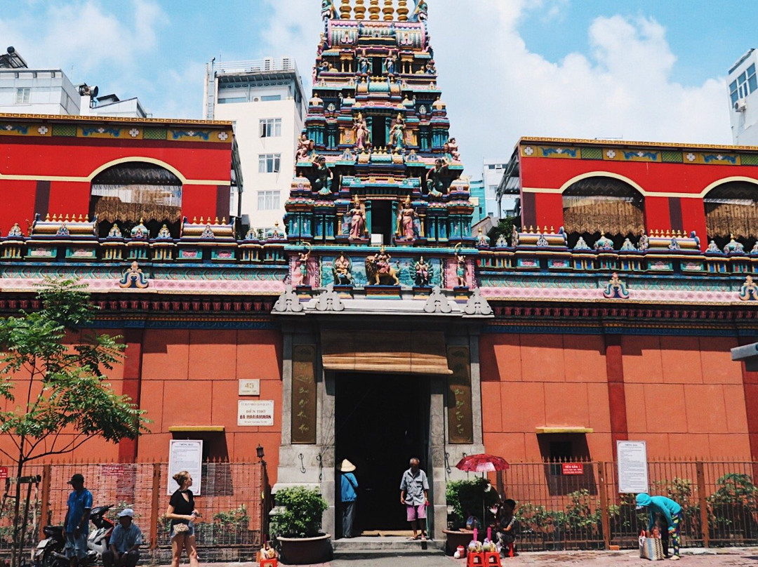 马里阿曼印度寺庙景点图片