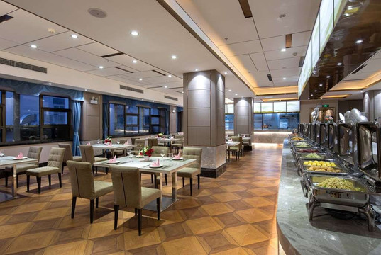 万德华美达安可酒店主图