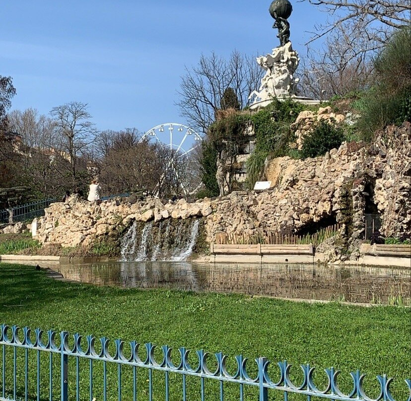 Plateau Des Poètes-贝济耶必去景点