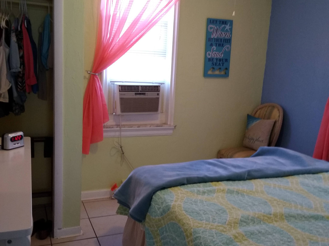 Atlantic Sands Beach Suites主图