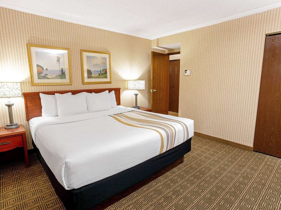 La Quinta Inn & Suites by Wyndham Stevens Point主图