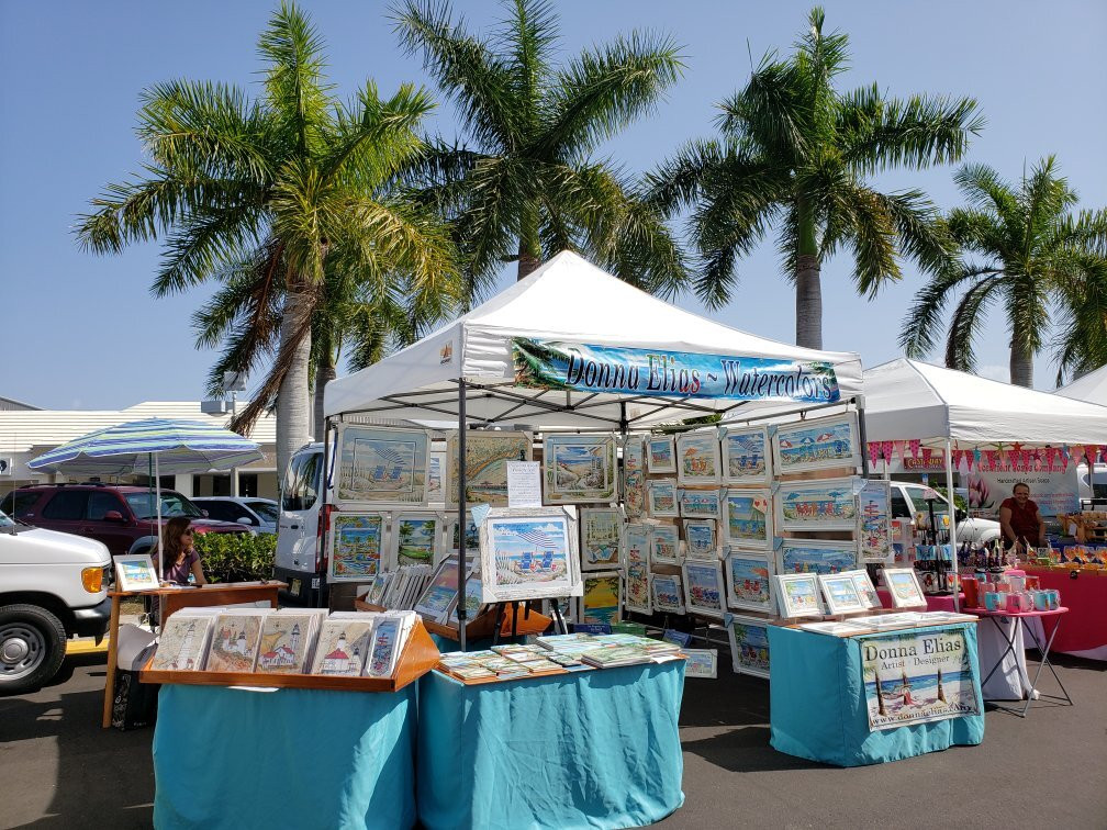 Santini Farmers Market-迈尔斯堡海滩必去景点