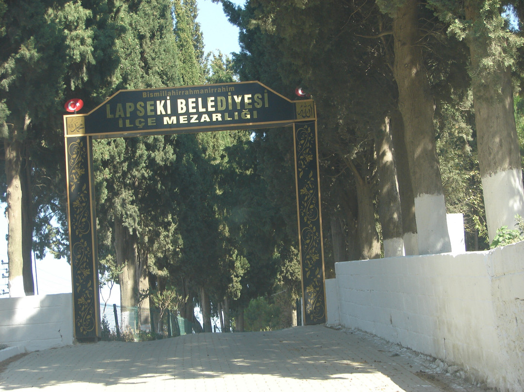 Lapseki Şehitliği-Lepseki必去景点