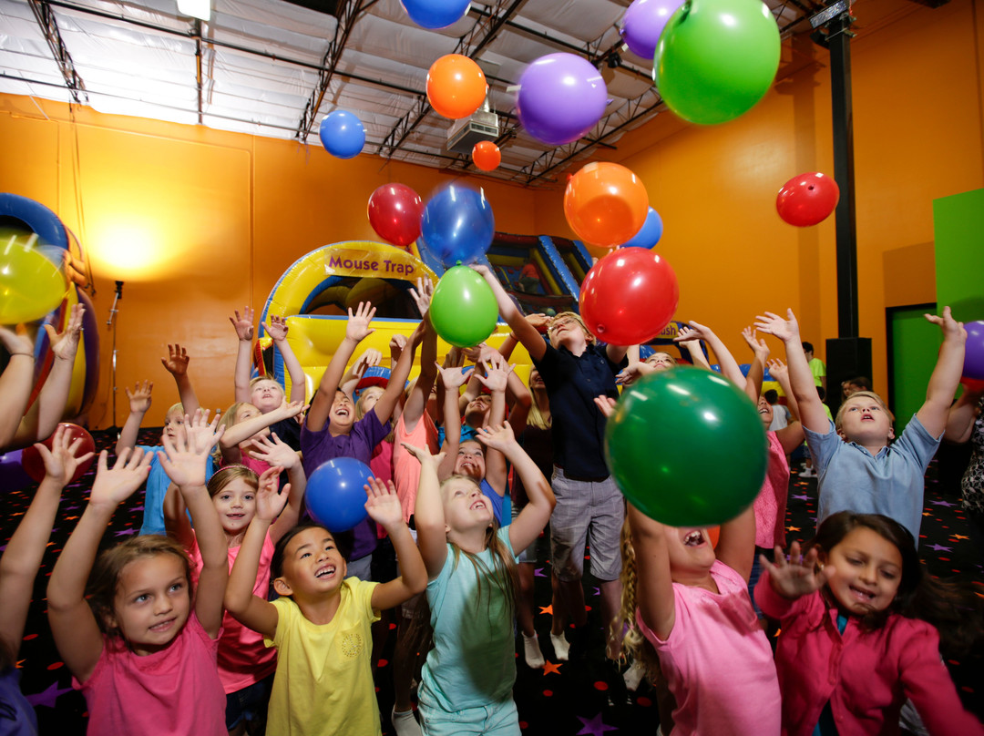 Pump It Up-皮斯卡特维必去景点