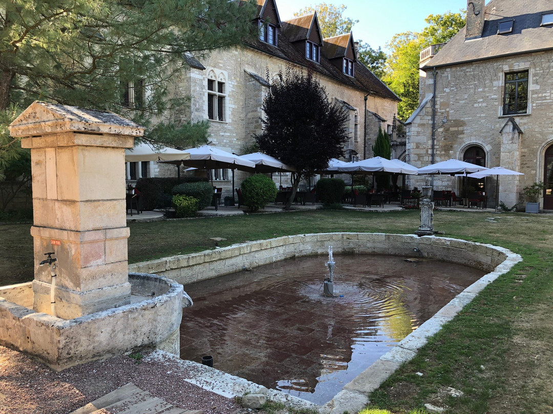 比西耶尔修道院酒店主图