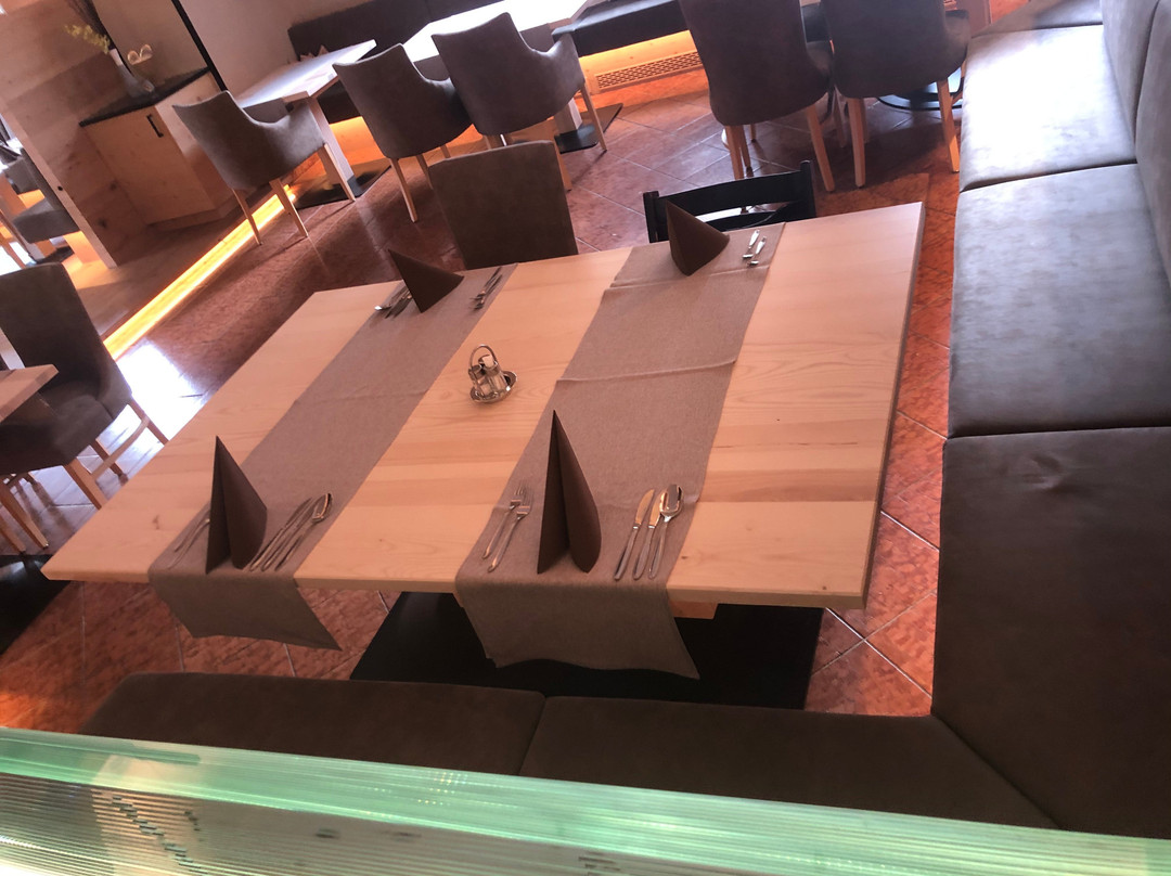 Hotel Alpenrose主图