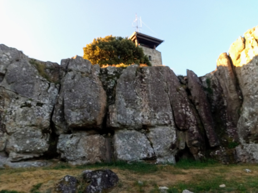 Le Sentier des Arches主图