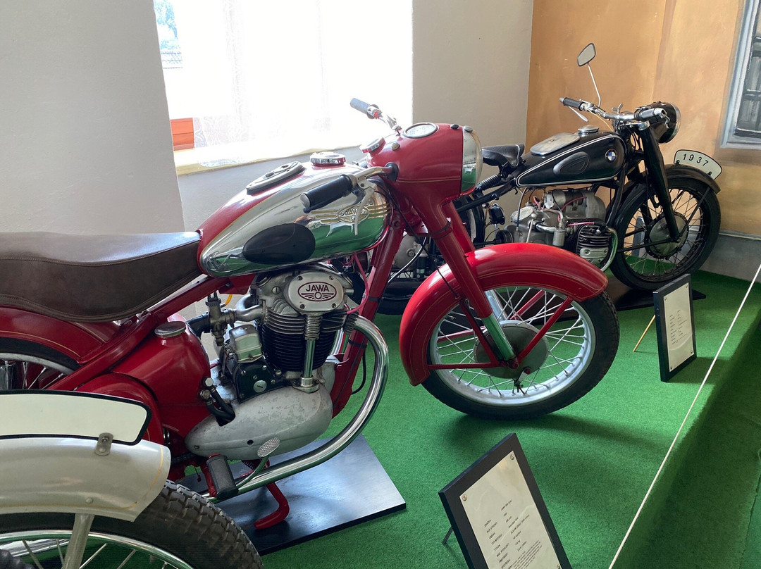 Muzeum historických motocyklů-Becov nad Teplou必去景点
