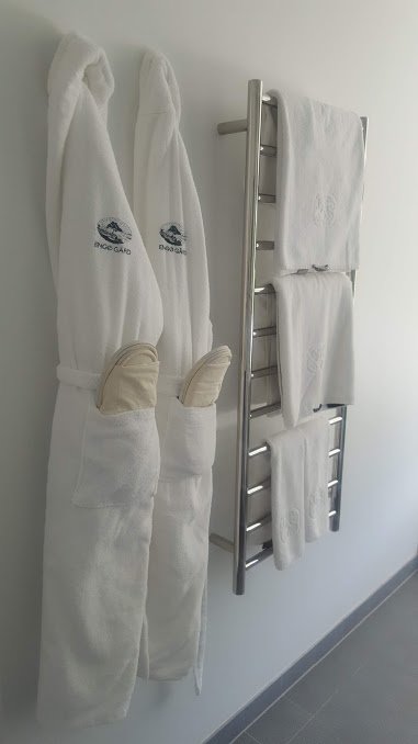 Engo Gard Hotel & Restaurant-浴室