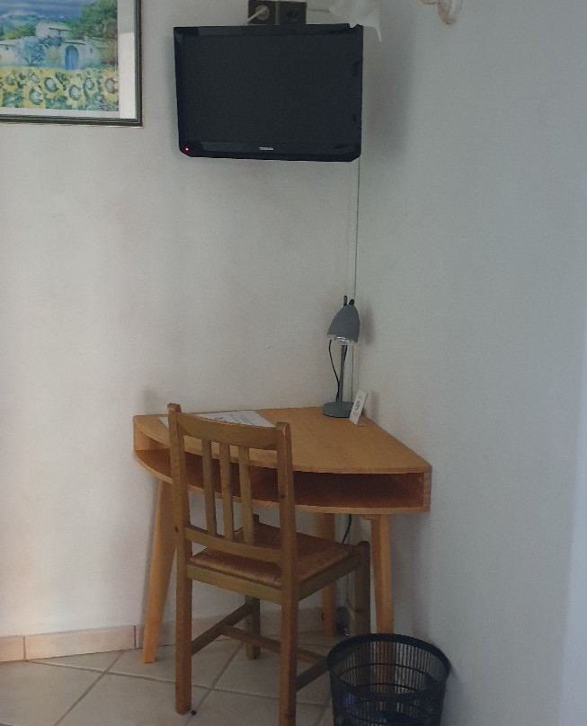 Hotel Les Orangers主图