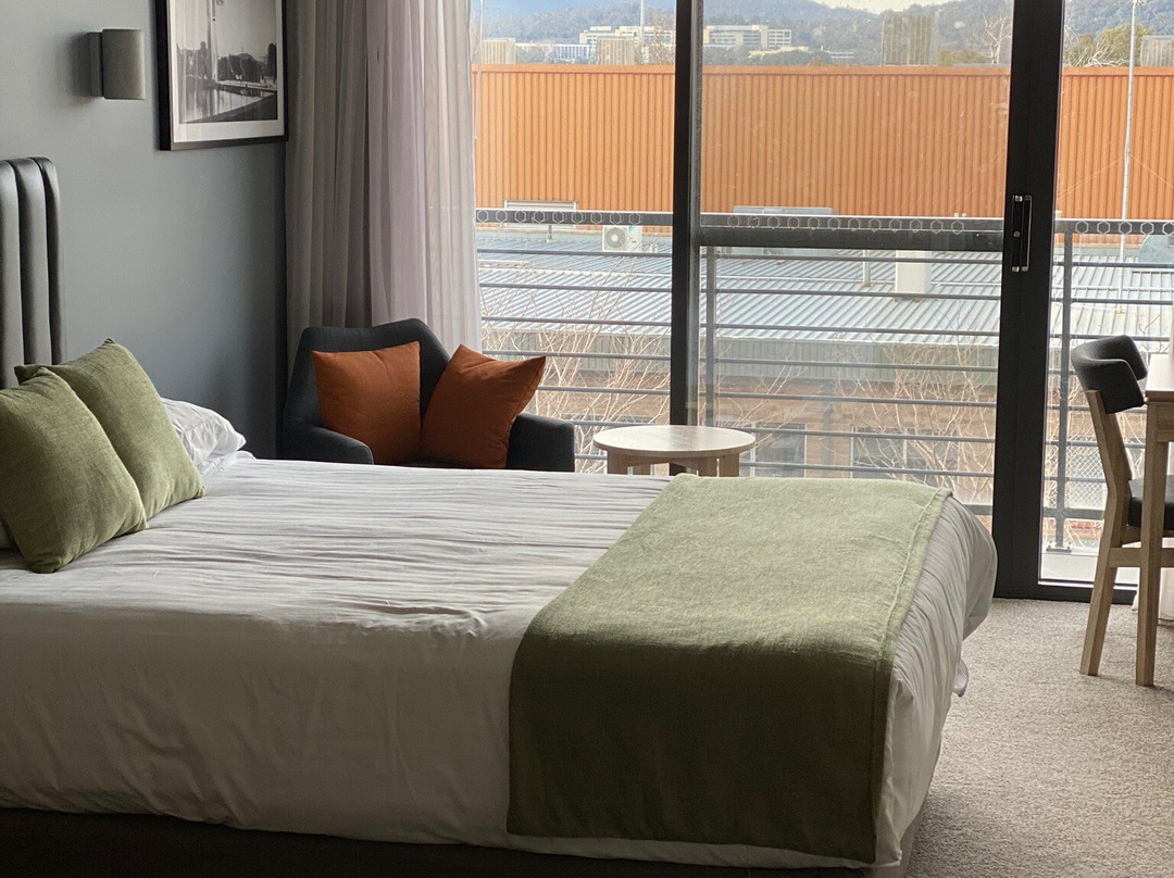 Abode Kingston主图