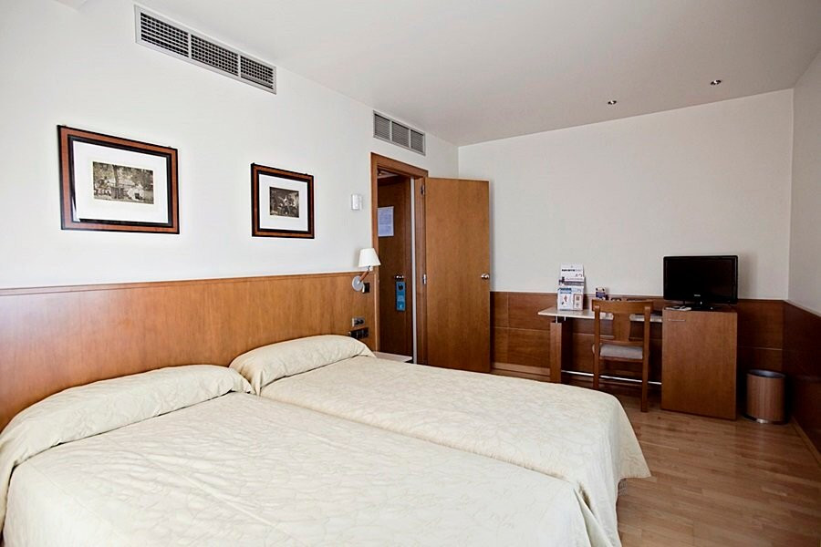 Hotel Don Carlos主图