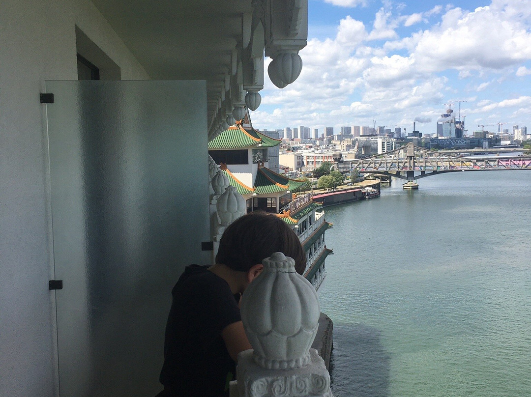 华天中国城酒店主图