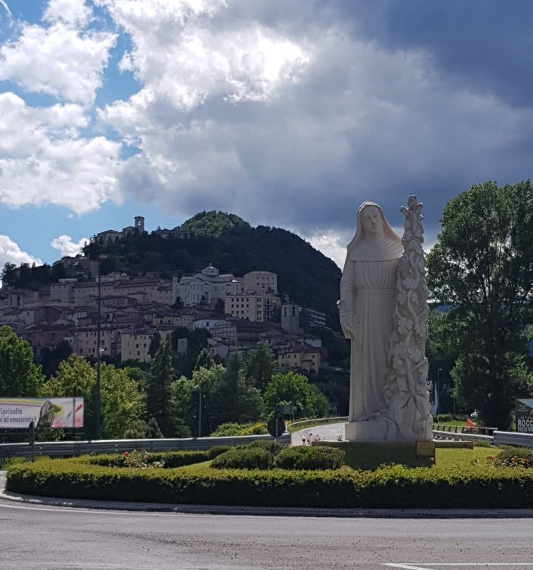 Statua Di Santa Rita景点图片