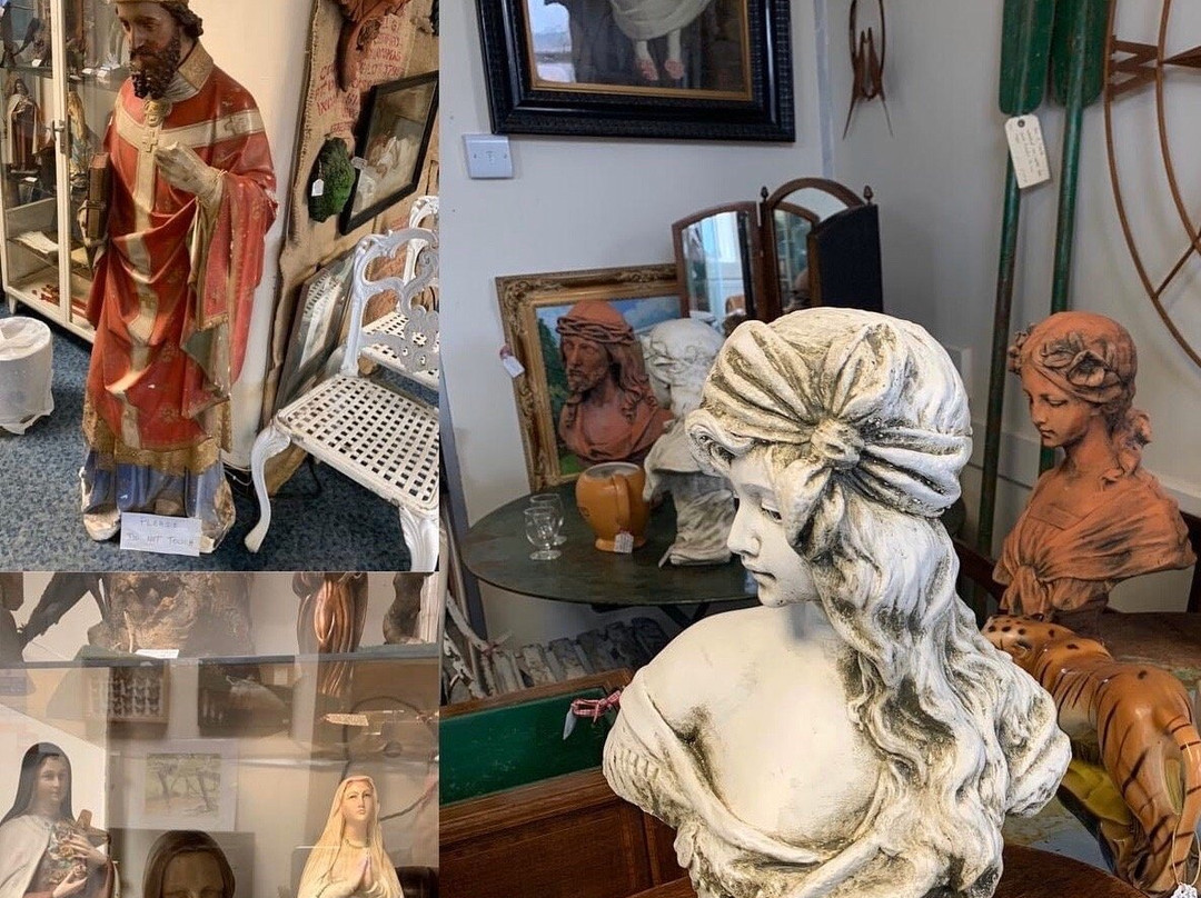Antiques and Collectables Centre DeBradelei Mill - Belper-Belper必去景点