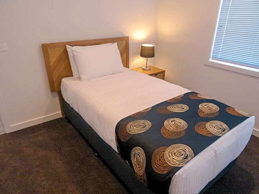 最佳西方佛克纳机场汽车旅馆主图