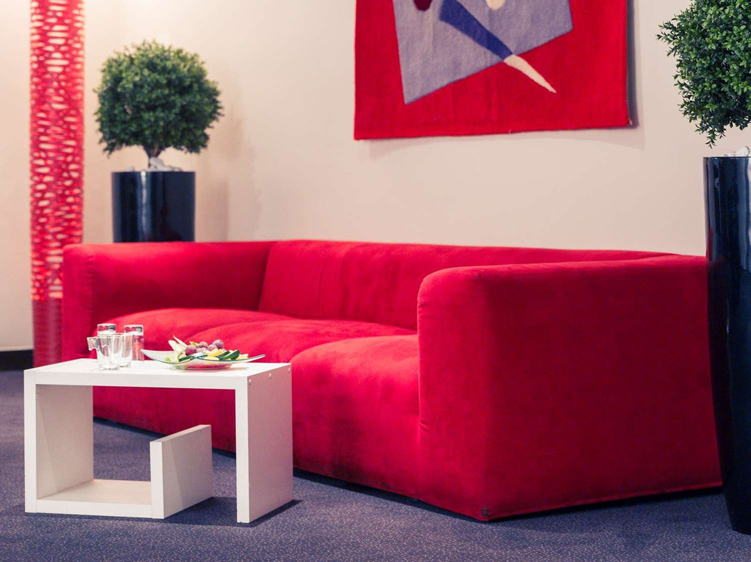 莫勒帕圣昆汀美居酒店主图