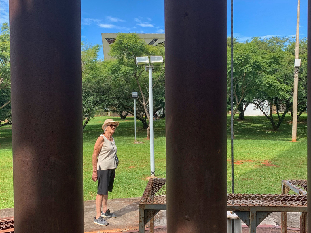 Mastro e Pavilhão Nacional-巴西利亚必去景点