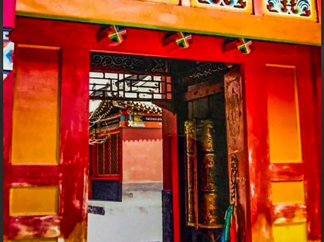 席力图召-呼和浩特市必去景点