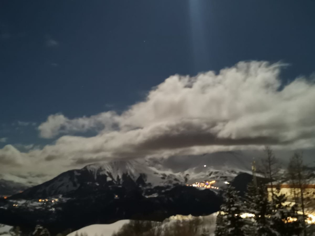 Hotel Le Grand Truc主图