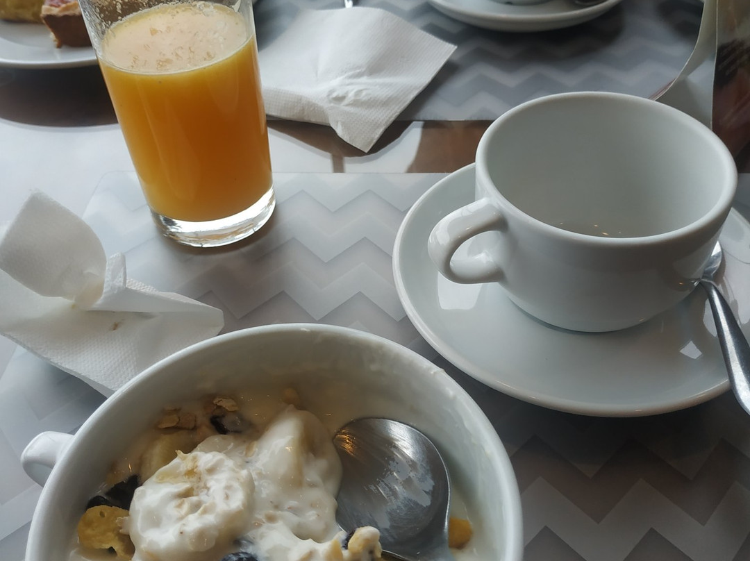 AXSUR Design Hotel主图