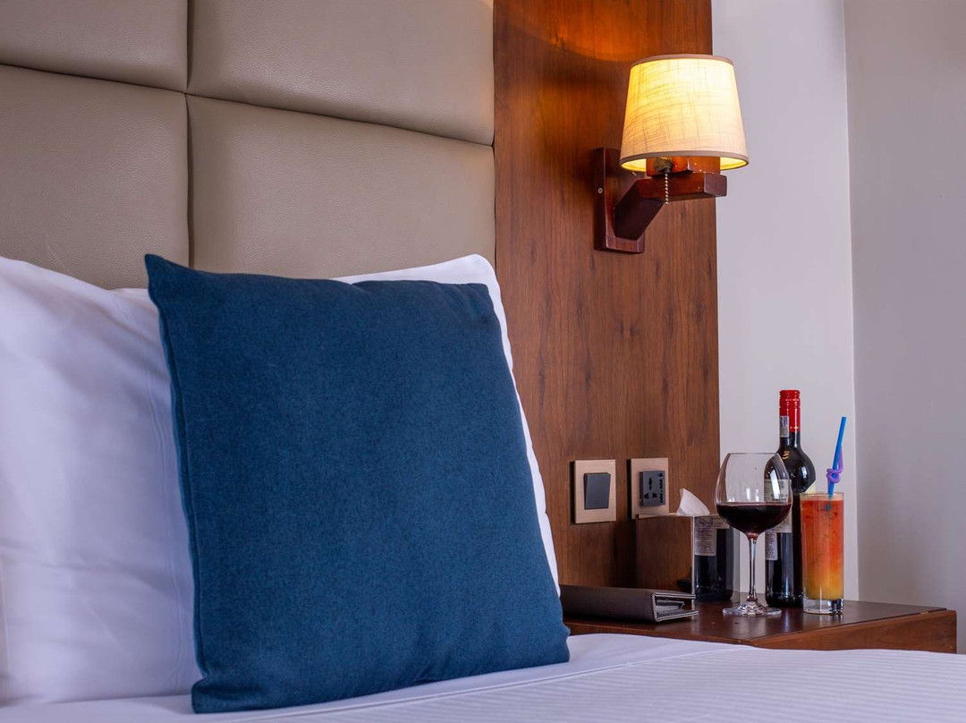Hotel Golden Tulip Canaan Kampala主图