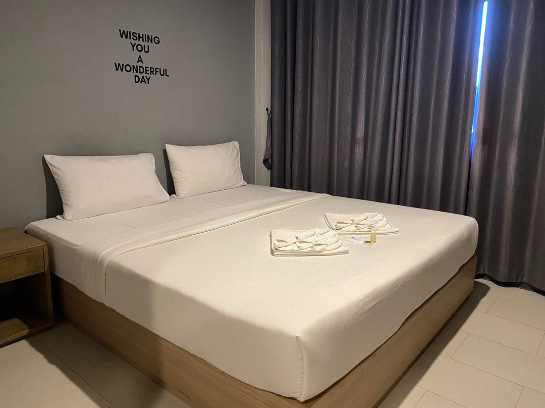 Rajthani Hotel主图