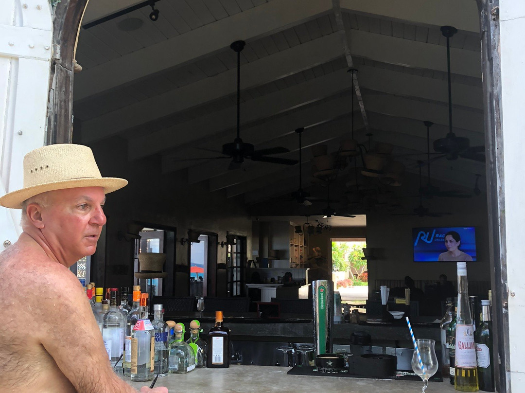 Frangipani Beach Resort主图