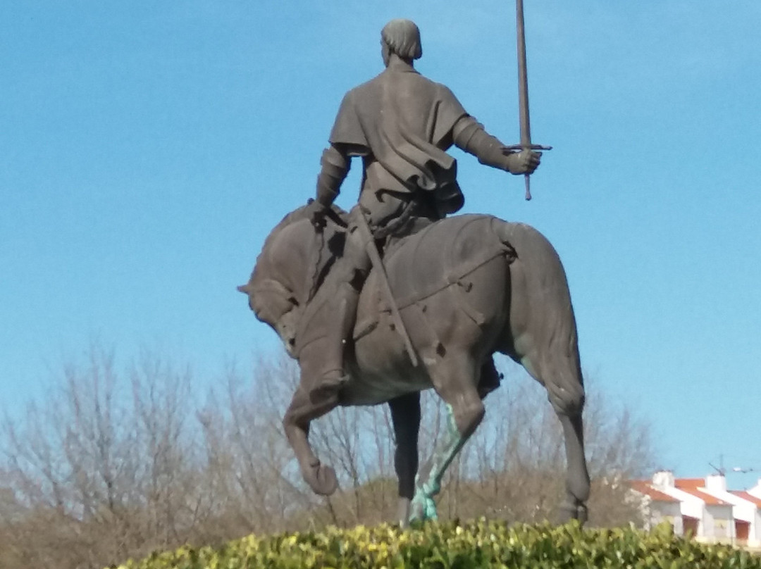 Estatua Equestre do Condestavel D.Nuno Alvarez Pereira景点图片