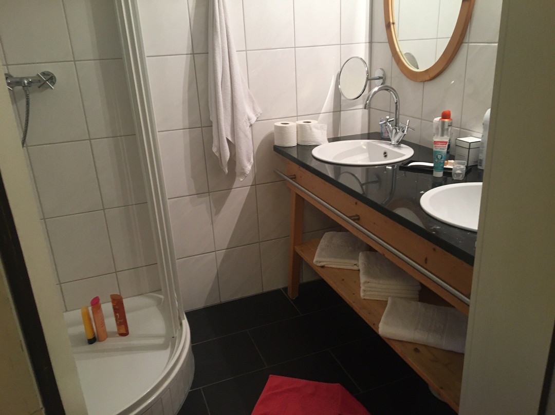 墙围乡村别墅主图