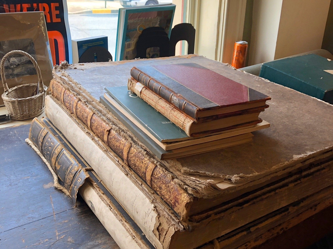 Mullen Books景点图片